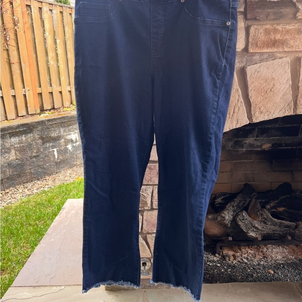 Tribal Audrey Mid Rise Straight Crop Dark Blue Jeans Size 14